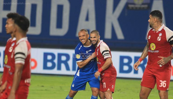 Hasil Pertandingan Persib vs Barito Putera: Gol Bunuh Diri Selamatkan Maung Bandung dari Kekalahan