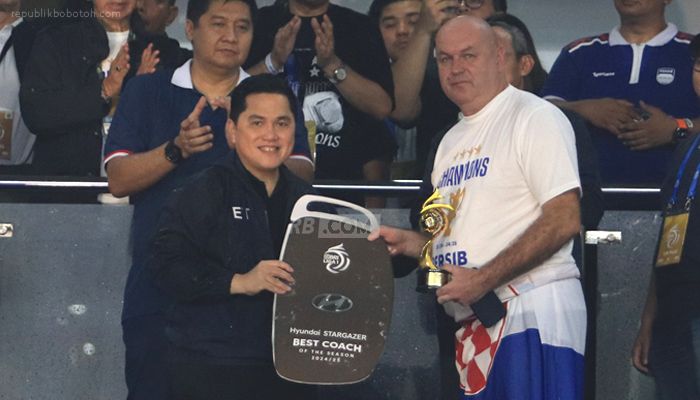 Komentar Bojan Hodak Jadi Pelatih Terbaik: Hari Ini Merayakan, Besok Harus Memikirkan Musim Depan