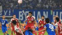 Hasil Pertandingan Persib vs Barito Putera di Babak Pertama 