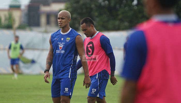 Bojan Hodak Jawab Soal Kegemarannya Merekrut Pemain Brasil