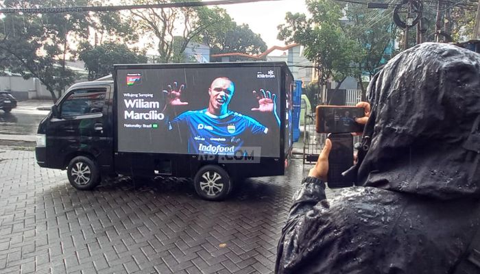 Persib Resmi Perkenalkan William Marcilio dan Luciano Guaycochea Lewat Mobil Berlayar Videotron 