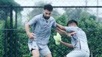 Dulu Musuhan, Kini Marc Klok dan Frans Putros Disatukan Persib