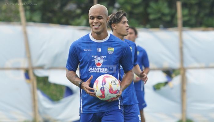 Kenakan Jersey Nomor 10, Wiliam Marcilio Sebut Nama Pele hingga Neymar 
