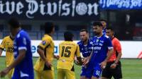Reaksi Bobotoh setelah Persib Hajar Semen Padang di Pekan 1 Super League 2025/26: Putros Menolak Adaptasi