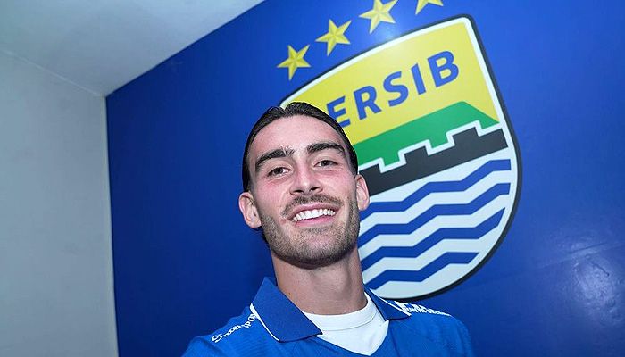 Awalnya tak Tahu, Andrew Jung Kini Merasakan Tradisi Kuat Persib dan Fanatisme Bobotoh