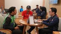 Manajemen Telkomsel Sapa Konsumen hingga Hadirkan Program Spesial pada Hari Pelanggan Nasional