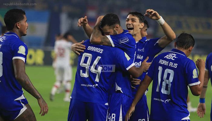 Marc Klok Bangga Dengan Performa Tim dan Dukungan Bobotoh