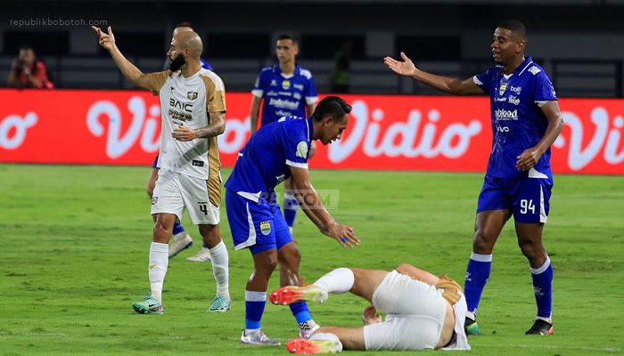 Dua Kata dari Bojan Hodak soal Kartu Merah yang Diterima Beckham Putra