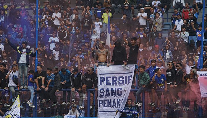 Tiga Pelanggaran Sekaligus! Persib Didenda Rp115 Juta Oleh Komdis PSSI, Bagaimana Dengan Bali United?