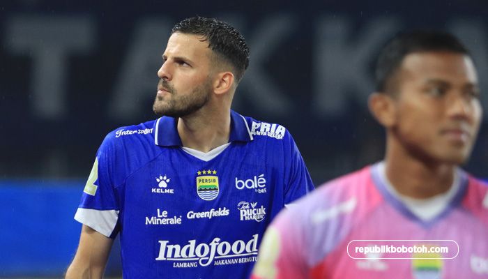 Persib di Puncak, Matricardi Ingatkan Bahaya Terbesar Justru Ada di Depan