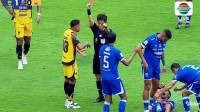 Best of Enemies Beckham Putra dan Bruno Tubarao Jadi Cerita Pembeda Duel Panas Persib vs Persija