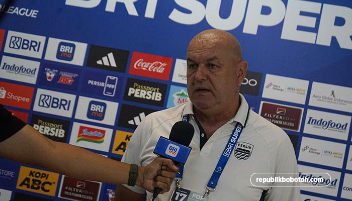 Statistik Bicara: Persib Kokoh di Belakang, Kurang Tajam di Depan, Bojan Hodang Bilang Begini