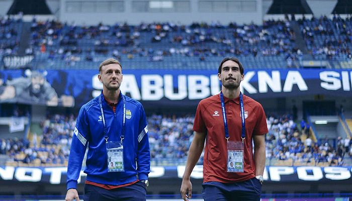 Pulang ke Wales, Adam Przybek: Saya Frustasi