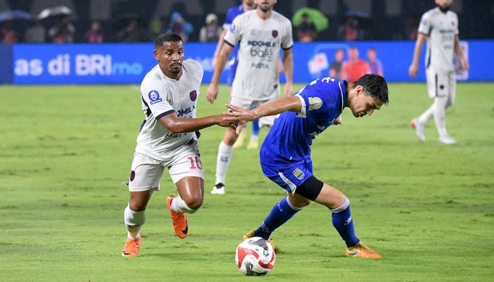 Bojan Hodak Akui Persib Kesulitan Tembus Benteng Persita: Mereka Sangat Kompak