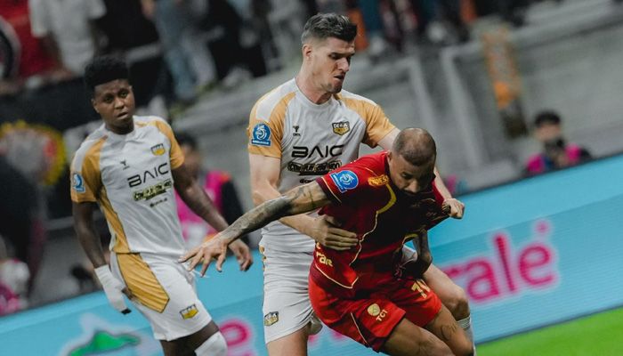 Sonny Stevens Gagalkan Penalti Maxwell, Persija vs Dewa United Berakhir Remis