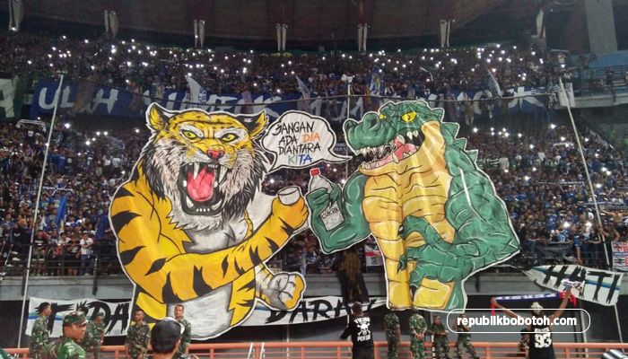 Viking Persib Club Istirahatkan Slogan “Viking Bonek Satu Hati” Usai Insiden di Surabaya