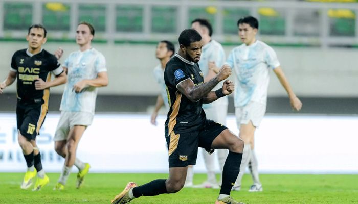 Bojan Hodak pun Bingung Melihat Dewa United Musim Ini