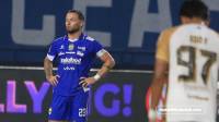 Pesan Unik Marc Klok ke Nick Kuipers Jelang Duel Panas Persib vs Dewa United