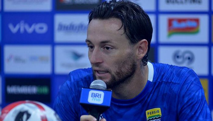 Jelang Duel Kontra Arema, Marc Klok Ungkap Mental Skuad Persib