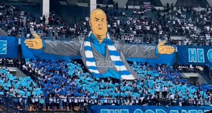 Persib Ukir Sejarah! Bojan Hodak Antar Maung Bandung Hattrick Juara dan Hattrick Penghargaan
