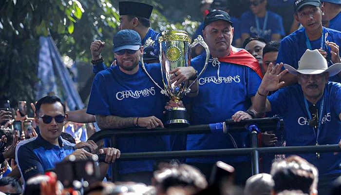 Marc Klok Kirim Pesan Menyentuh kepada Bojan Hodak: Bos... Aku tak Tahu Harus Mulai dari Mana