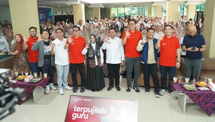 'Terpujilah GURU' Telkomsel Digelar di Sumedang, Perkuat Kompetensi Digital Tenaga Pendidik di Era AI