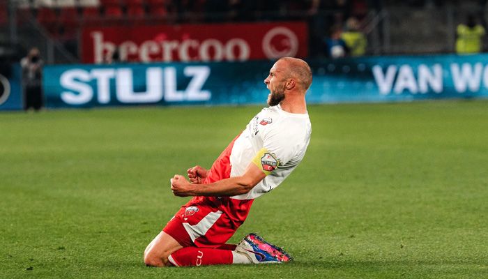 Persib Dirumorkan Incar Bek Berpengalaman Main di Premier League dan Bundesliga