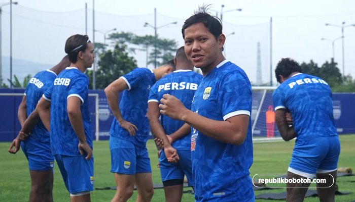 Adam Alis Optimistis Persib Lebih Kuat Musim 2026/2027, Sebut Kedalaman Skuad Semakin Mumpuni