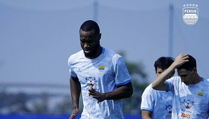Igor Tolic Puji Gabriel Mutombo Luar Dalam