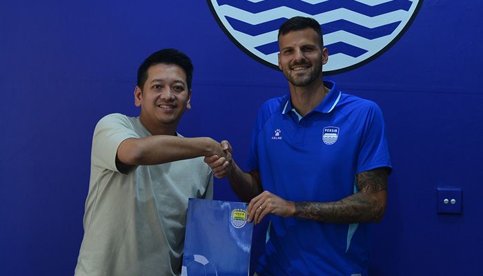 Persib Resmi Perpanjang Kontrak Patricio Matricardi hingga 2028