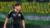 Reaksi Shin Tae Yong setelah Persija Takluk dari Persib di Semifinal Piala Presiden 2026