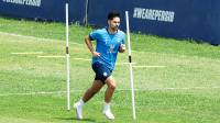 Igor Tolic Ungkap Seberapa Besar Peluang Sandy Walsh Debut di Laga Persib Kontra Port FC